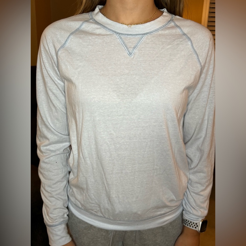 Blue gap crewneck sweatshirt size small